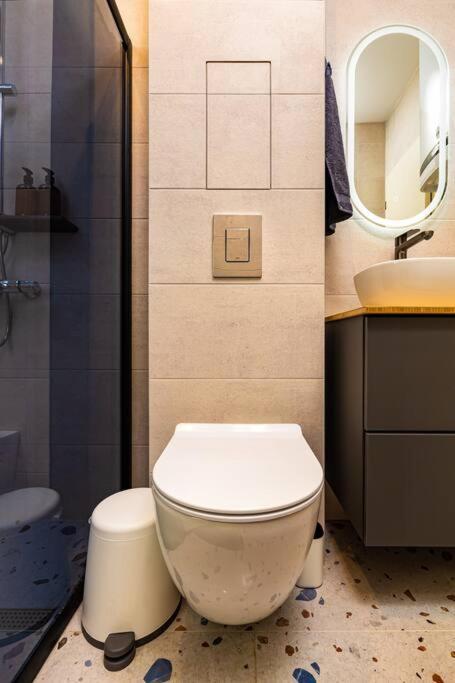 Hills View Central Apartment 플로브디프 외부 사진